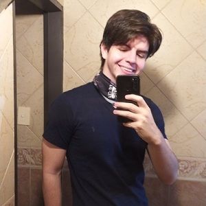 Meet your Posher, Ramiro javier